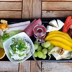 Luxuriöse Mit Privatem Wellnessbereich * Obereisenhausen