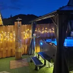 Luxuriöse Mit Privatem Wellnessbereich * Obereisenhausen