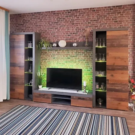 Luxurioese Mit Privatem Wellnessbereich *