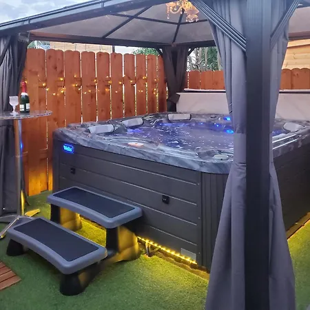 Luxurioese Mit Privatem Wellnessbereich Lejlighed