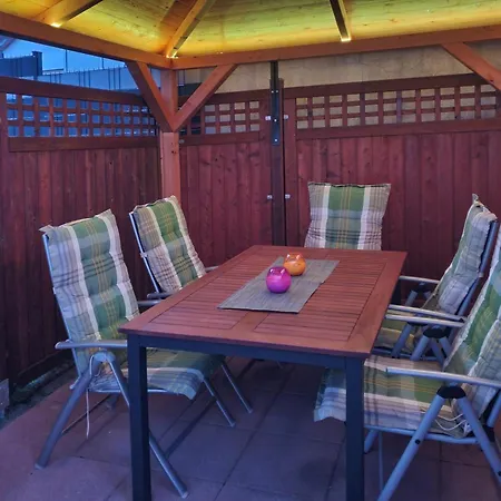 Luxurioese Mit Privatem Wellnessbereich Apartment Obereisenhausen
