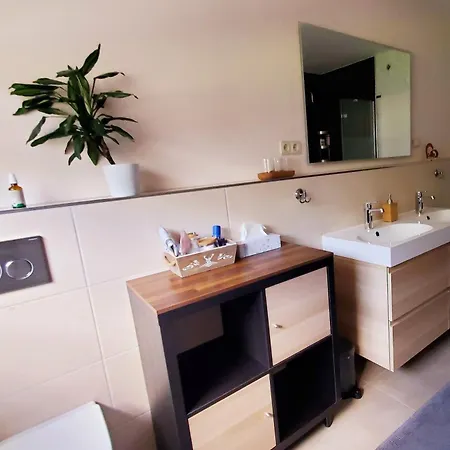 Luxurioese Mit Privatem Wellnessbereich Apartment *