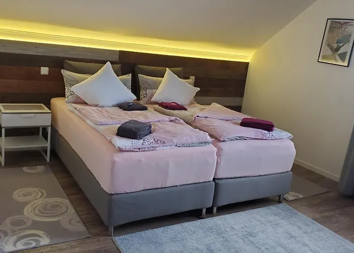 Luxurioese Mit Privatem Wellnessbereich